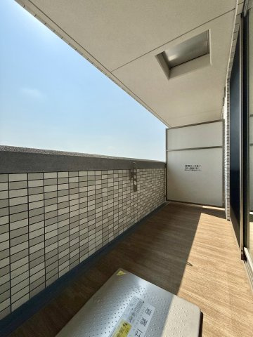 プレジオ帝塚山のバルコニー