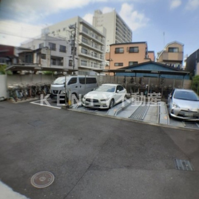 【駐車場】 | ウイステリア大森山王 | 車をお持ちの方に嬉しい駐車場付きの物件です