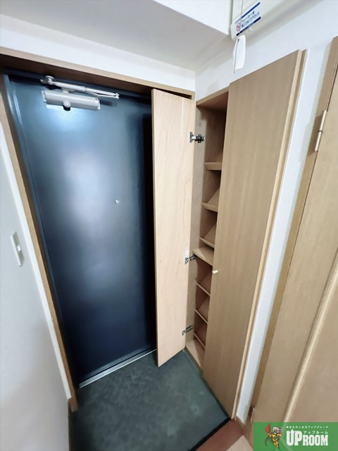 S‐FLATの玄関