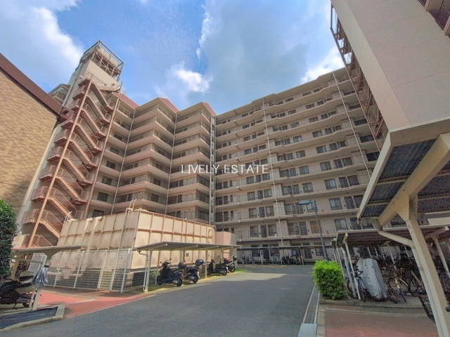 朝日プラザガーデンシティ新越谷Cの外観