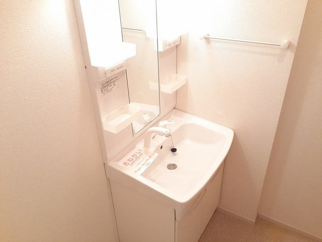 スウィートピーＡの洗面所|忙しい朝には欠かせない洗面所です