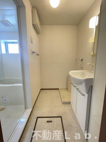 ルミエール須賀の洗面所|※同一建物別号室のお写真です。