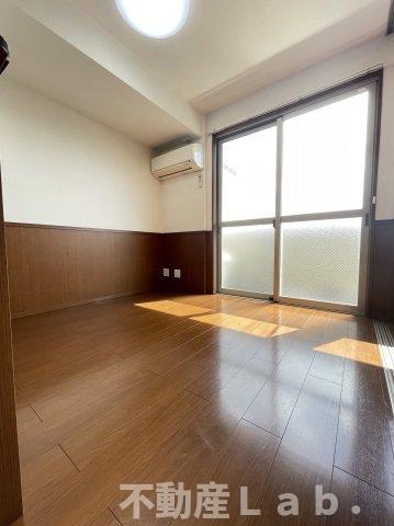 ルミエール須賀の居間・リビング|※同一建物別号室のお写真です。