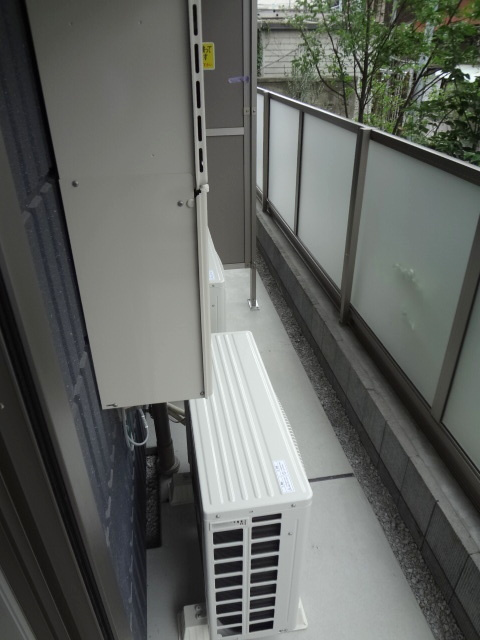 Ａｎｇｅｒｓ Ｕｎ（アンジェアン）のバルコニー