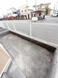 【庭】 | ロータス・高田Ａ | お庭です