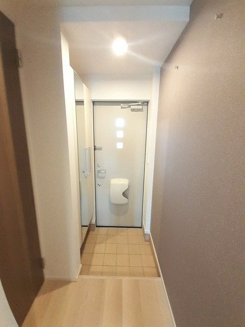 ブルーホークの玄関