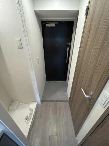ファステート大阪グラッシュの玄関