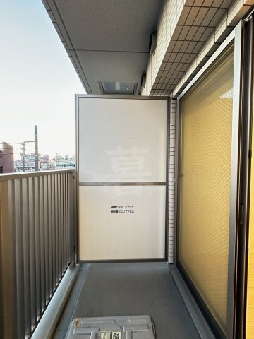 クレイシア品川戸越銀座のバルコニー
