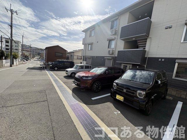 K´sハピネスの駐車場