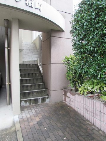 【エントランス】 | ハイネタウン箱崎 | エントランスです