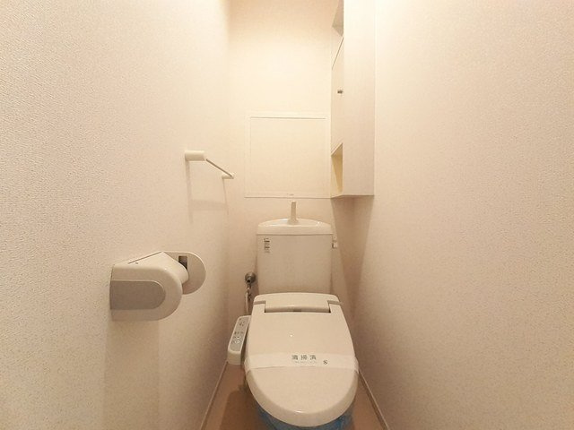 【トイレ】 | ベストハウス金の隈 | トイレです
