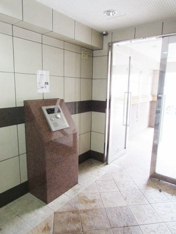 【エントランス】 | ルービアーレ | 建物の内部です