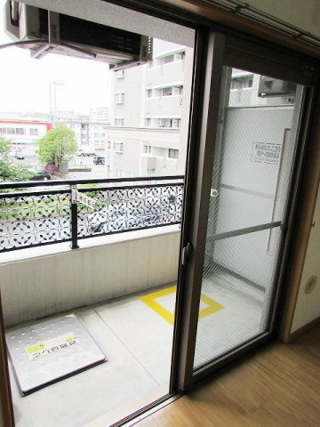 【バルコニー】 | ルービアーレ | お洗濯にも便利なバルコニー付き