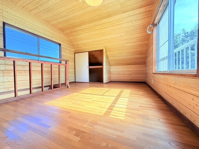 鉾田市梶山の中古一戸建の洋室