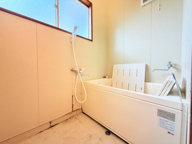 鉾田市梶山中古物件の浴室