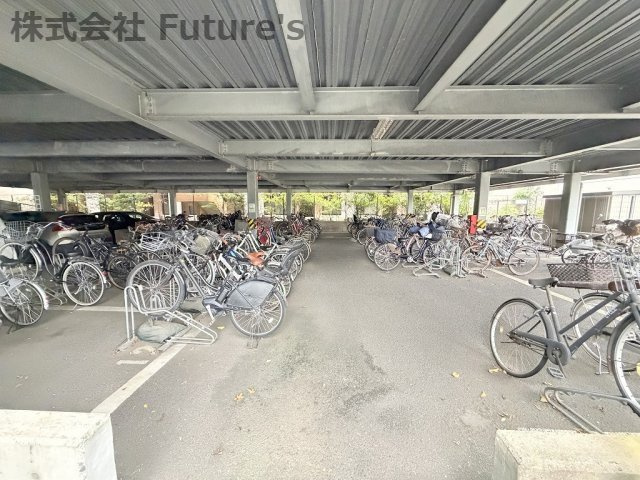 クレストフォルム水元公園の駐輪場|駐輪場※要空き・料金確認