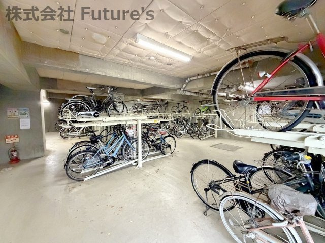 クレストフォルム水元公園の駐輪場|駐輪場※要空き・料金確認