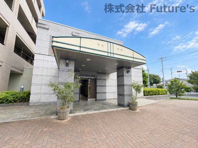 クレストフォルム水元公園のエントランス|安心のオートロック付きマンション