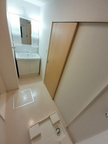 スパークル江戸川の洗面所|忙しい朝には欠かせない洗面所です