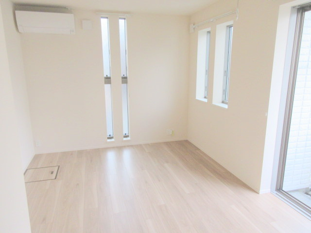 Ｓｅｃｕｒｅ　Ｈｏｕｓｅ　Ｎｏｒｔｈの居間・リビング
