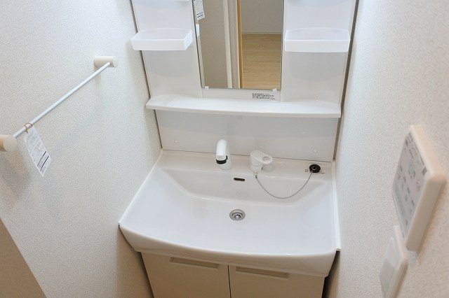 プリムローズⅡの洗面所|使いやすい洗面所です