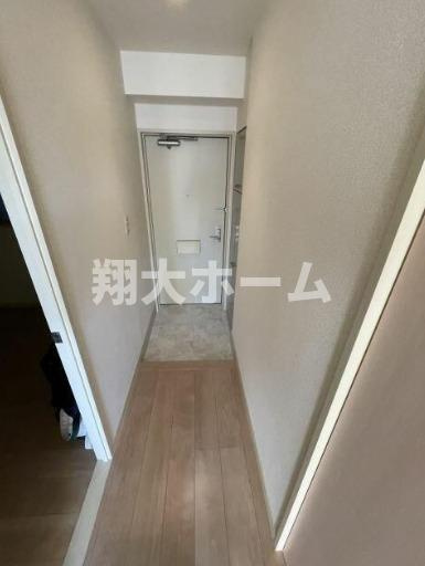 ラ・フォレ根岸の玄関