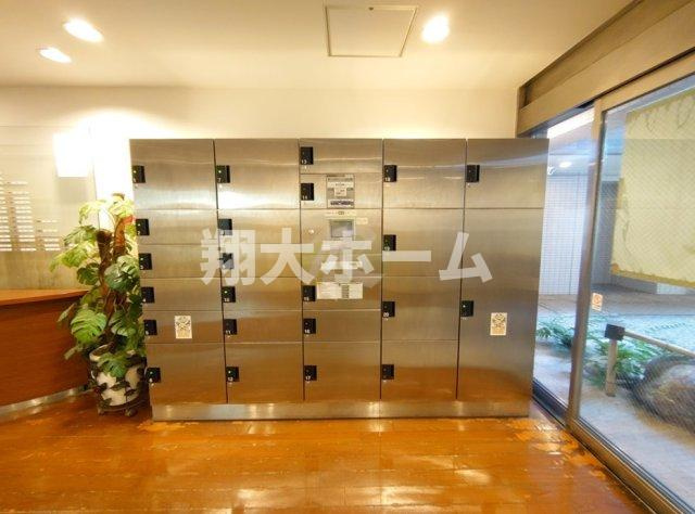 ラ・フォレ根岸のロビー
