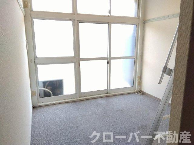 レオパレス宇多津の居間・リビング