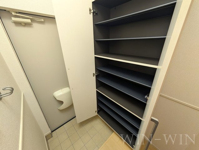 ニュービレッジ 大塚の玄関|イメージ（同建物内別部屋の写真です）