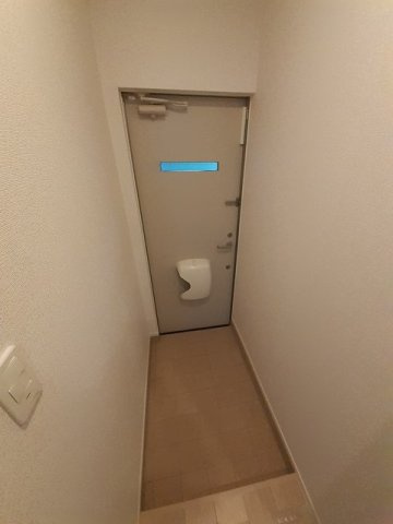 メゾン　ド　ミヤビの玄関|ゆったりとした玄関です