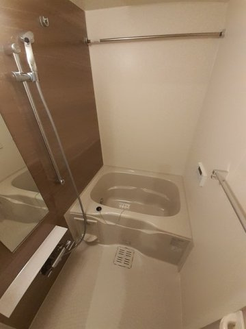 メゾン　ド　ミヤビの浴室|落ち着いた空間のお風呂です