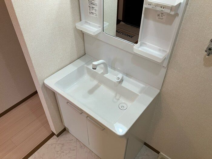 サンライズ　Ａの独立洗面台