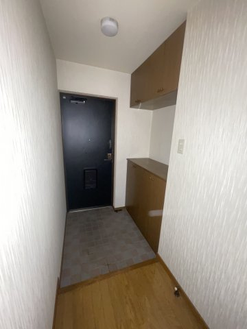 【玄関】