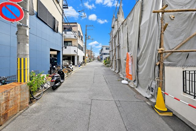 尼崎市北大物町建築条件無し売土地の前面道路含む現地写真|前面道路は南東4.9ｍです。