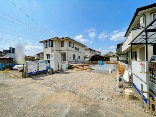 【Livele Garden】　古河市原町　第５　全1邸の前面道路含む現地写真|古河駅まで約1.4km、徒歩17分♪1棟現場です（＾＾）ぜひ、お気軽にお問い合わせください♪
2026年10月撮影