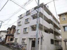 ダイヤハイツ西門の外観