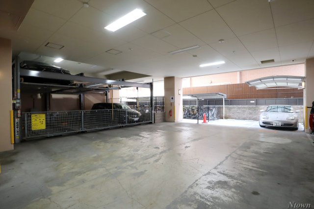 【駐車場】 | プレサンス栄メディパーク | 駐車場です