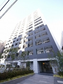 ライジングプレイス川崎の外観