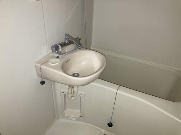 川崎市多摩区菅３丁目のアパートの浴室