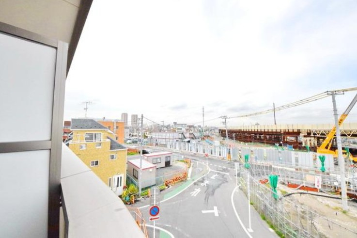 リトルズ市川の展望