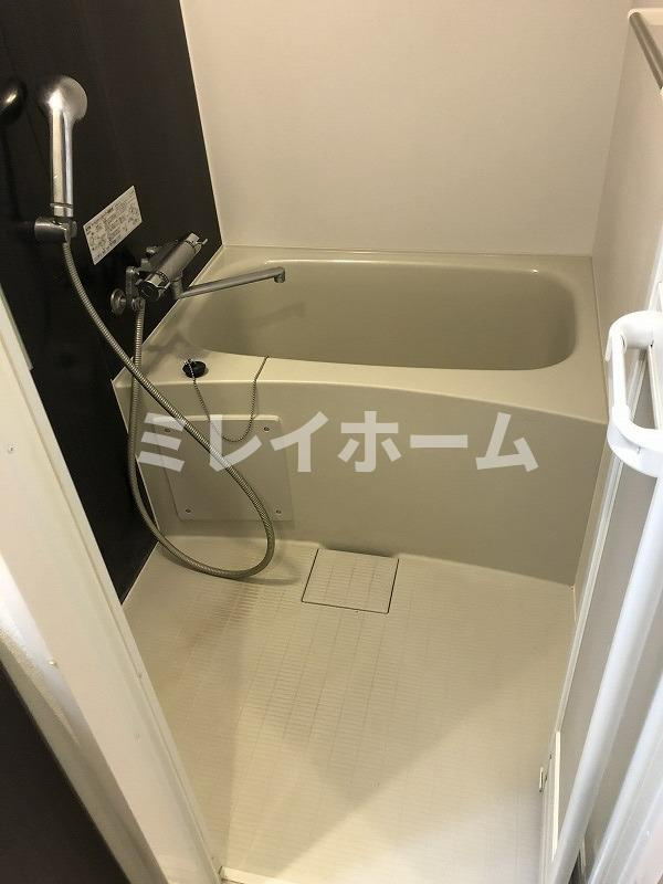 ジーベック平和島の浴室