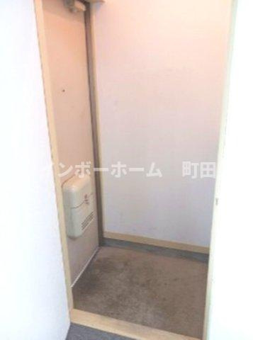 ひかりハイツ※初期費用分割あと払いサービス利用可能物件の玄関