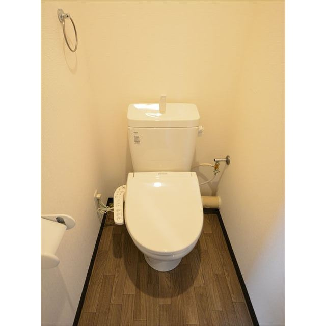 みおつくし十三のトイレ|コンパクトで使いやすいトイレです