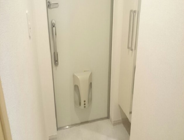 Ｓ，Ｋレジデンス天神西町の玄関|ゆったりとした玄関です