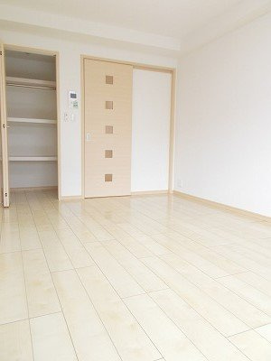 ｂｒｏｔｅ湘南の居間・リビング|ゆったりとした居間です