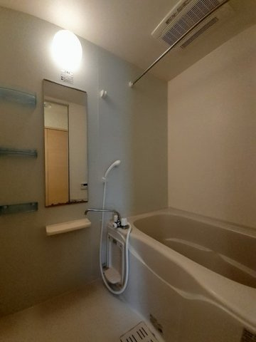 グリーンプレイスの浴室|コンパクトで使いやすいお風呂です