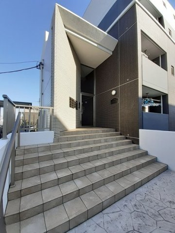 セゾン　アキのエントランス|建物の内部です