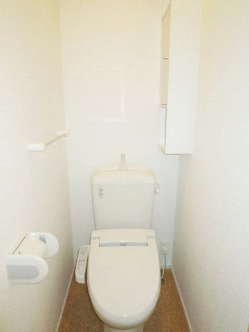 セディのトイレ|清潔感のあるトイレです