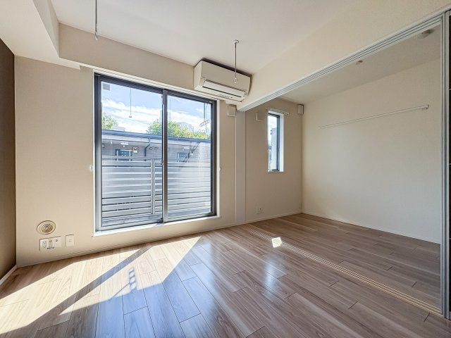 Ｓｕｎ　ｄｅｍｅｕｒｅ　Ｂの居間・リビング|こちらの居間で趣味の時間をお楽しみください