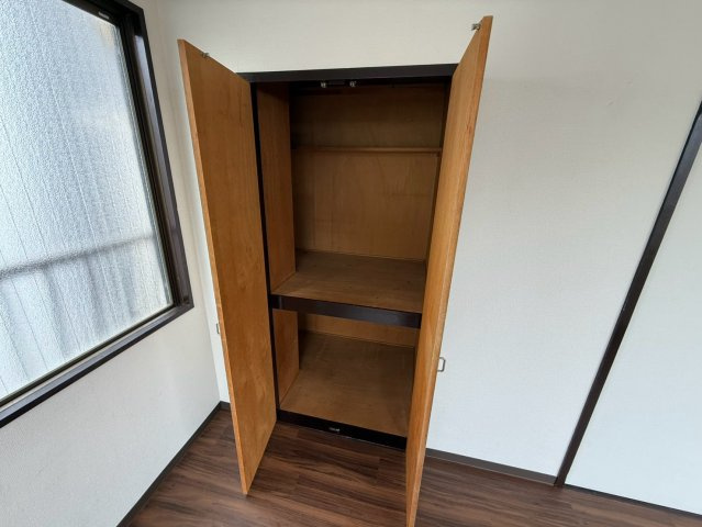 ファースト塚本の収納|たっぷりとした収納スペースです